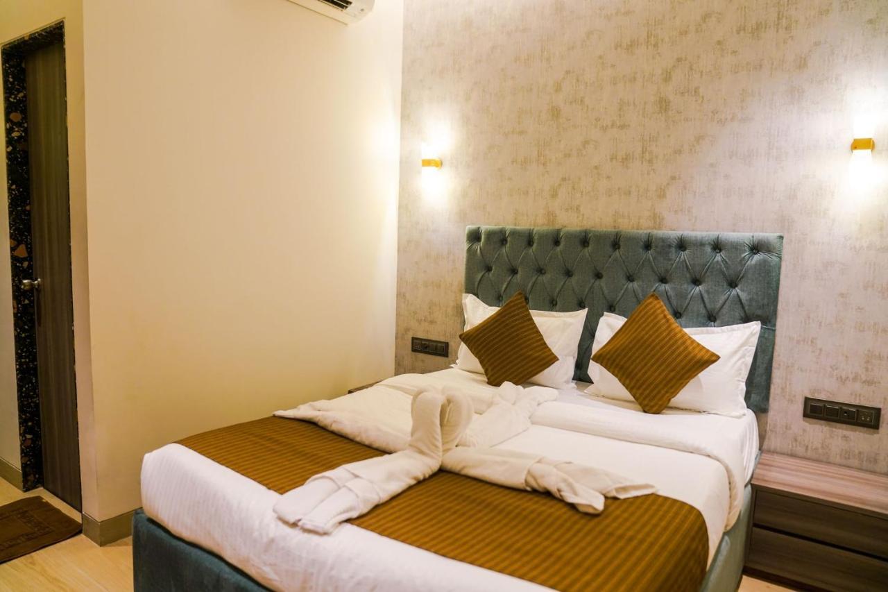 מומביי Hotel Lime Wood מראה חיצוני תמונה