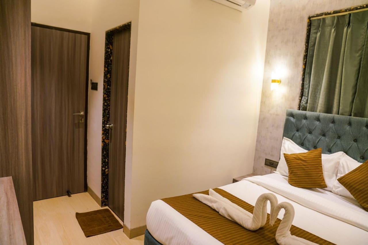 מומביי Hotel Lime Wood מראה חיצוני תמונה